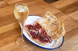El boom de los bocadillos GOURMET Bocadillo de Jamón y Champán